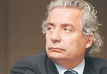 adriano-pires-021012