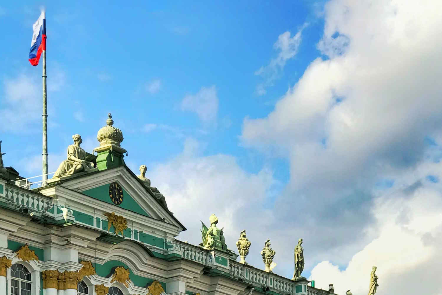 Rússia deve prorrogar proibição de exportação de diesel até setembro, dizem fontes