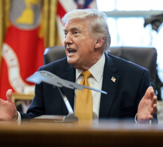 Molly Riley - Casa Branca