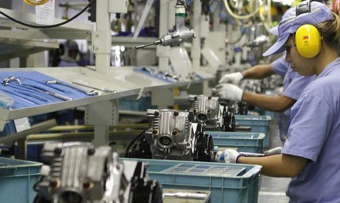 Para a indústria, subsídio do governo a combustíveis não resolve o petróleo a US$ 100