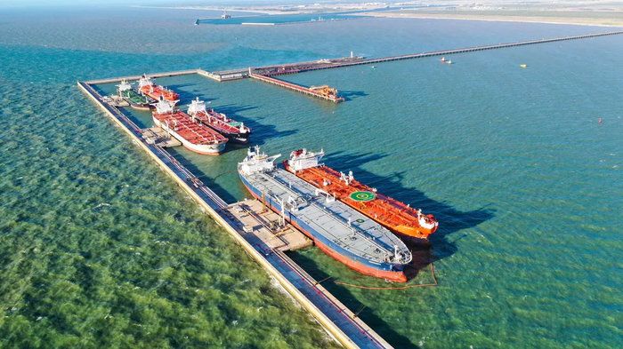 Goldman Sachs: exportações de petróleo do Golfo retornam ao nível de 2025