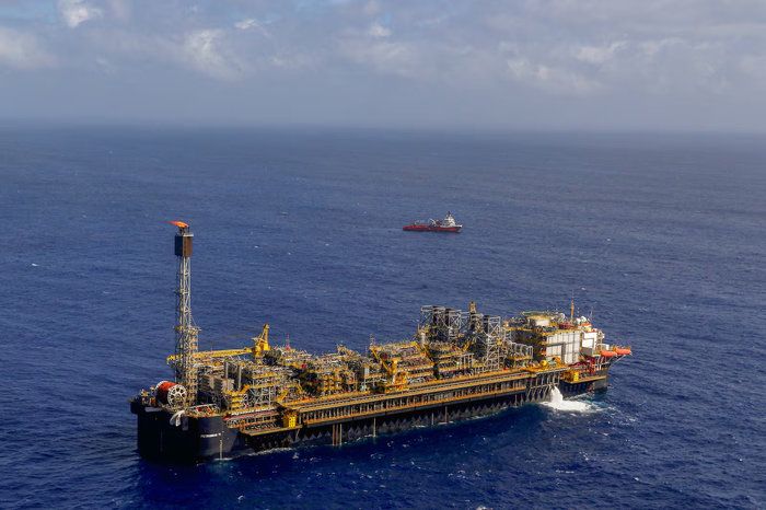 AIE: guerra derruba demanda global por petróleo e retomada da oferta fica vulnerável